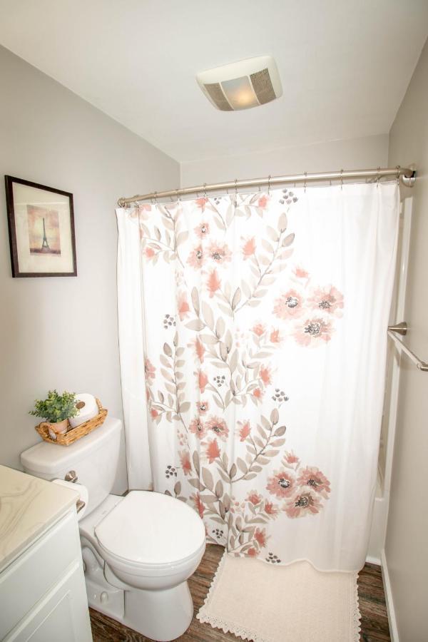 Large Beautiful Apartment ハーシー エクステリア 写真